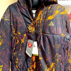 Nike ACG “Rope De Dope” Women’s Packable Insulated Jacket CV3839-643 Blk/Orange